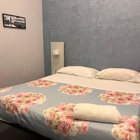 Oceania Hotels Napoli Buitenkant foto