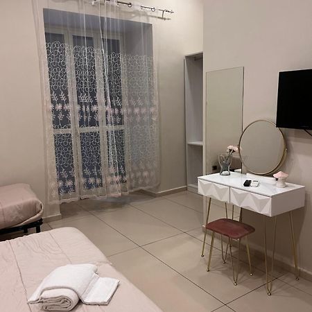 Oceania Hotels Napoli Buitenkant foto