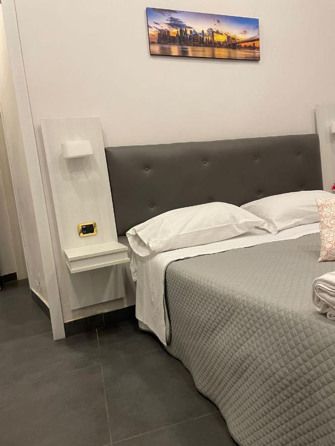 Oceania Hotels Napoli Buitenkant foto