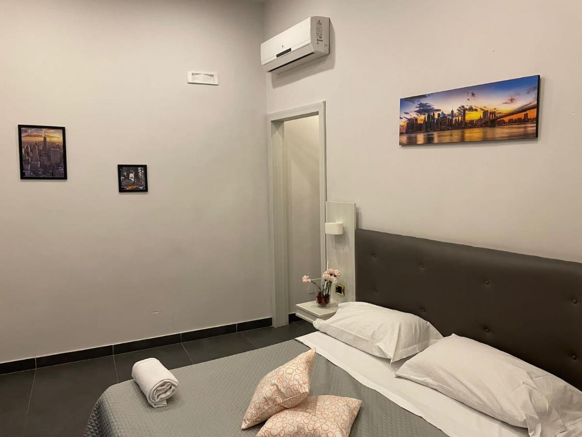 Oceania Hotels Napoli Buitenkant foto