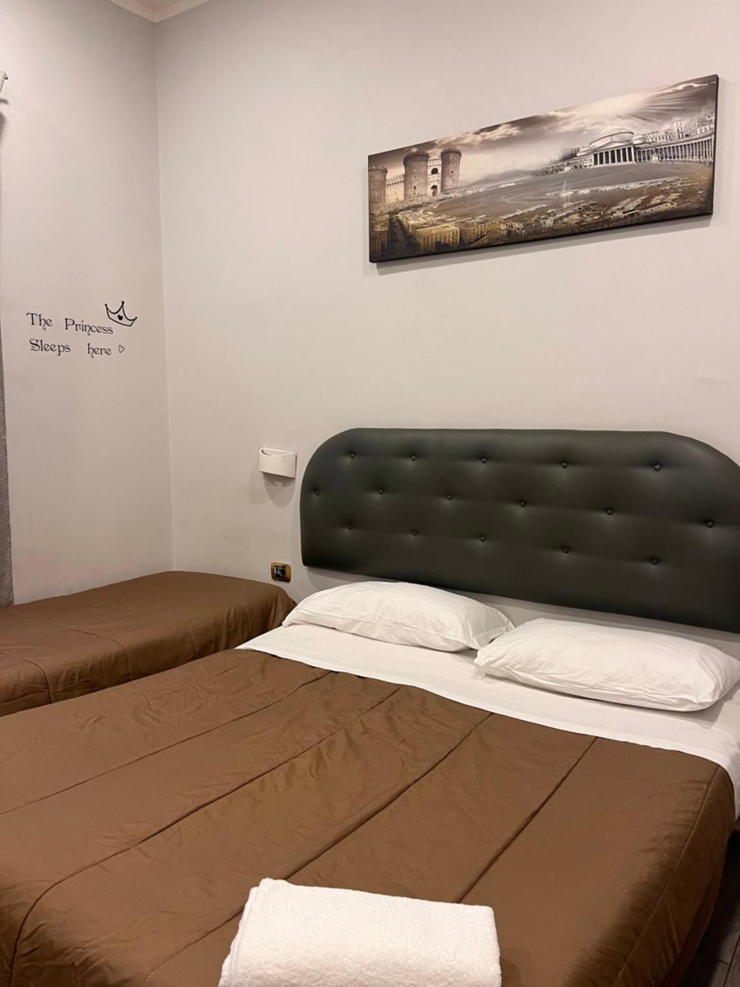 Oceania Hotels Napoli Buitenkant foto