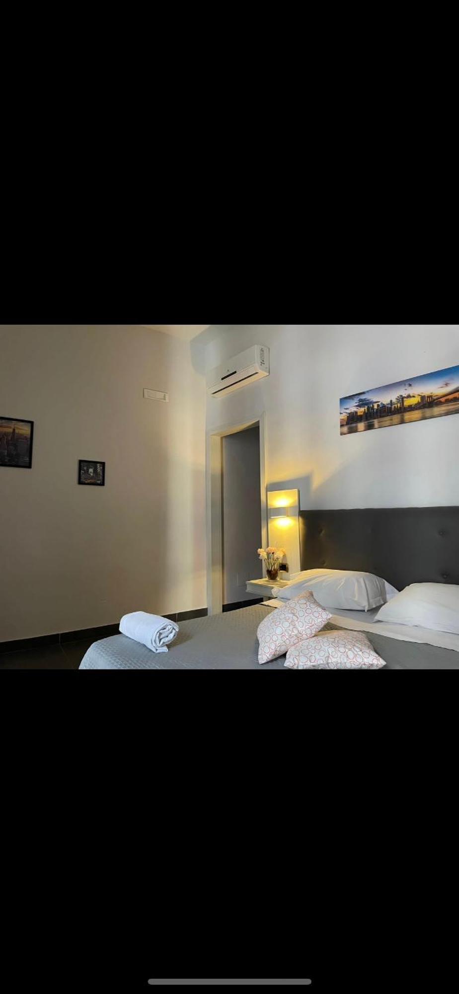 Oceania Hotels Napoli Buitenkant foto
