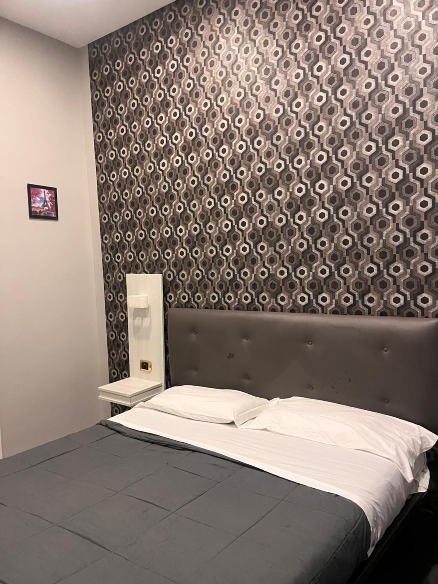 Oceania Hotels Napoli Buitenkant foto